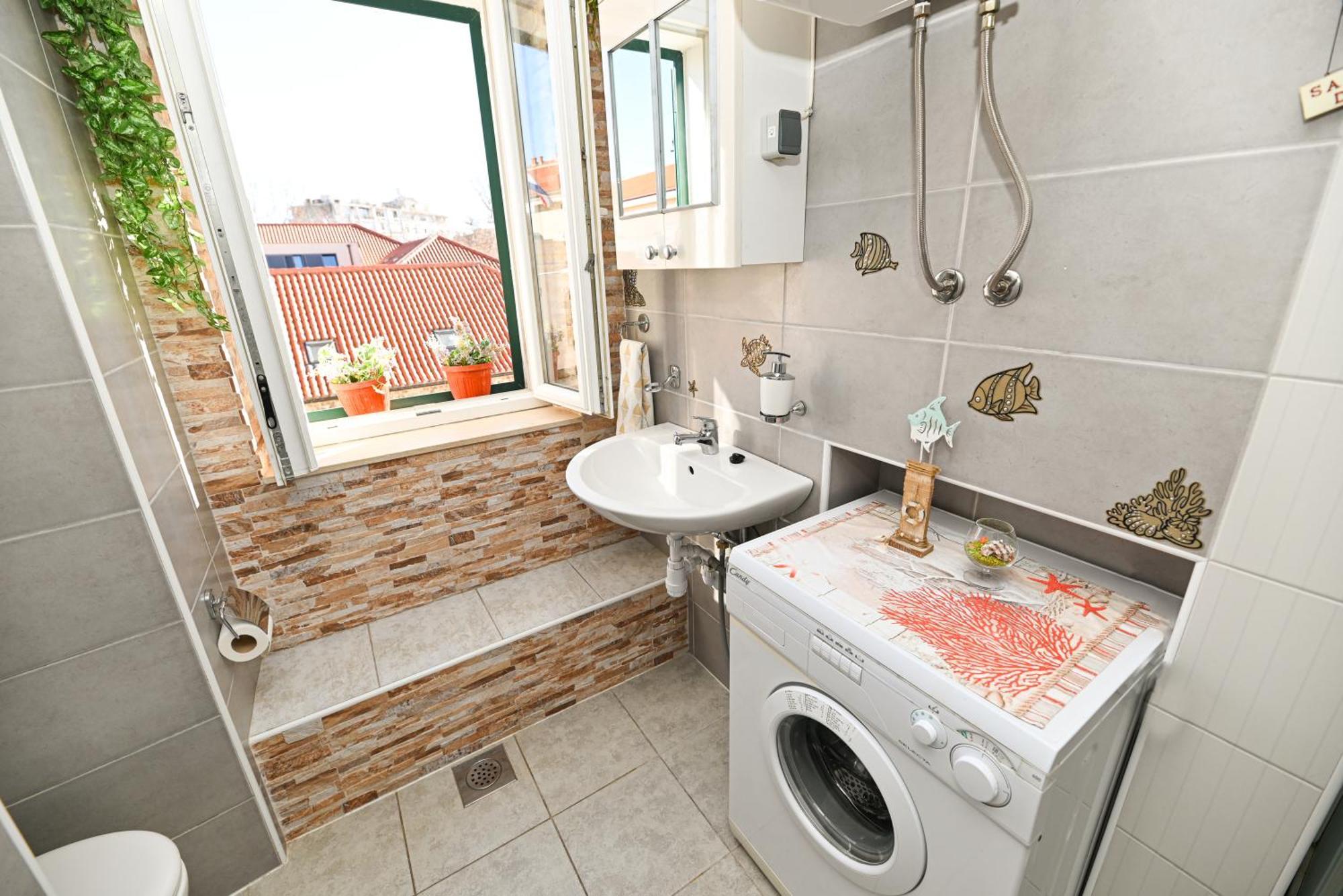 Apartments Posejdon & Neptun Split Exterior foto