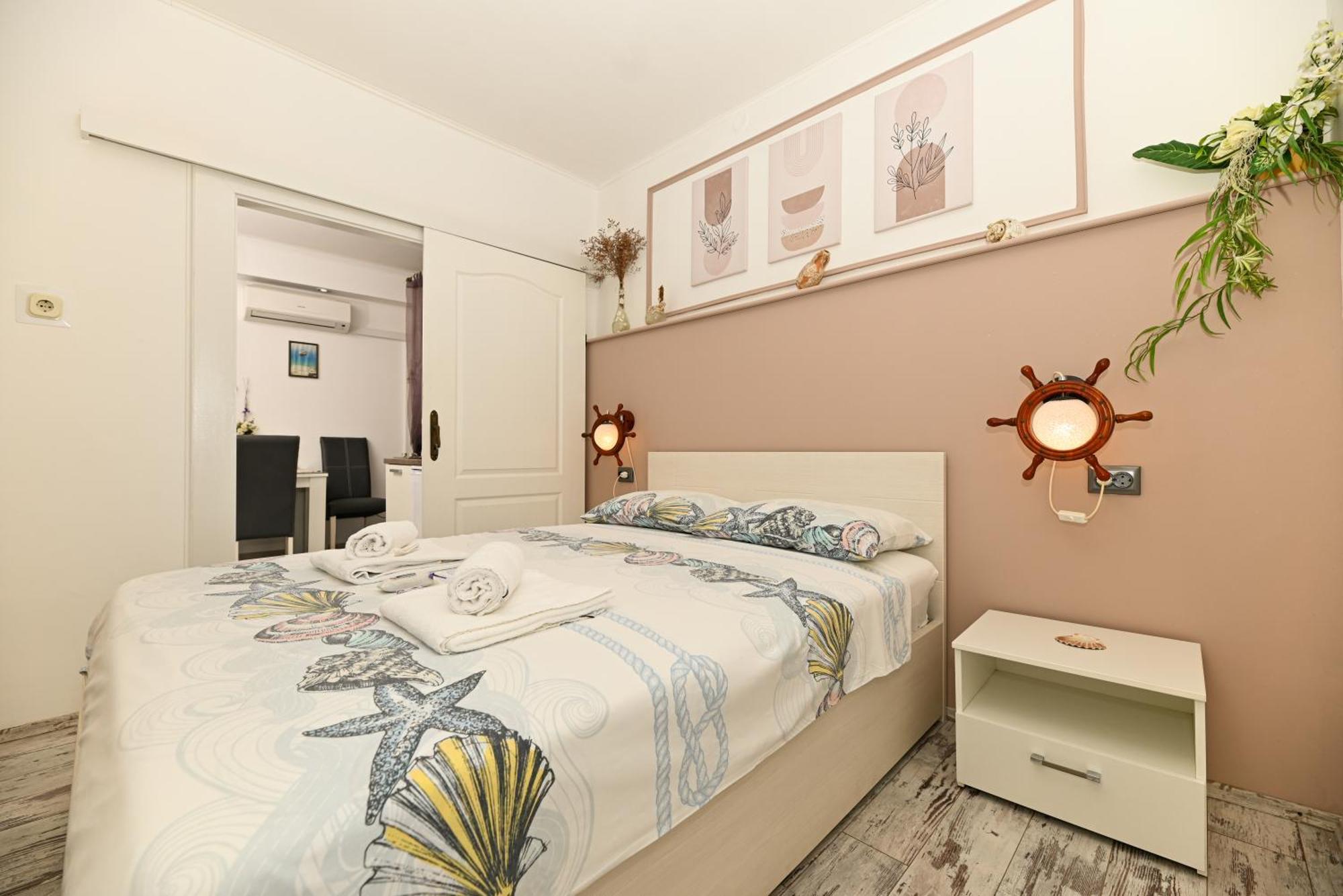 Apartments Posejdon & Neptun Split Exterior foto